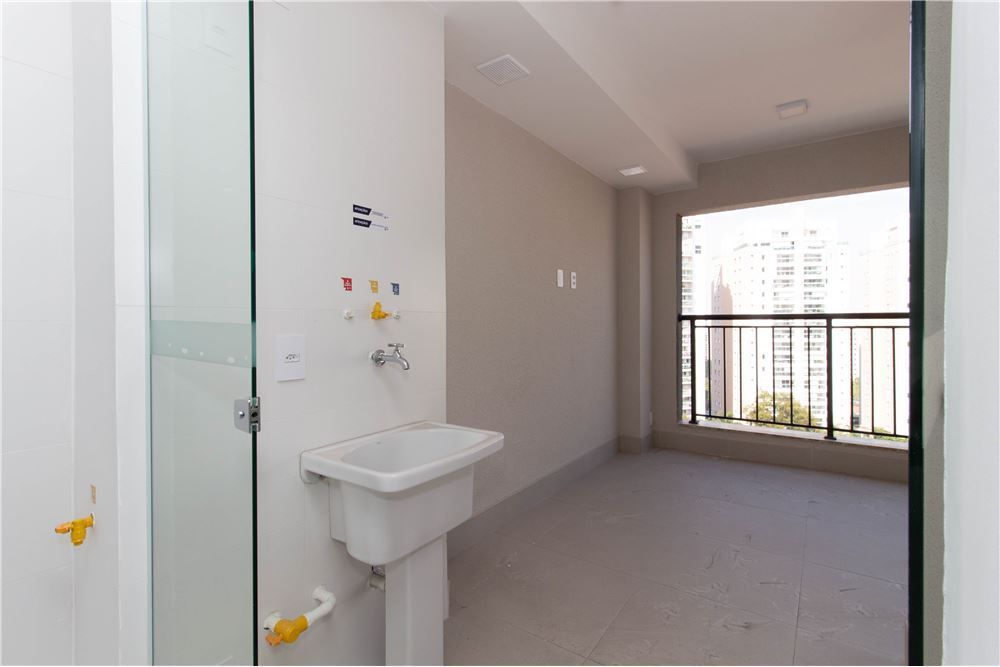 Apartamento à venda com 2 quartos, 68m² - Foto 12