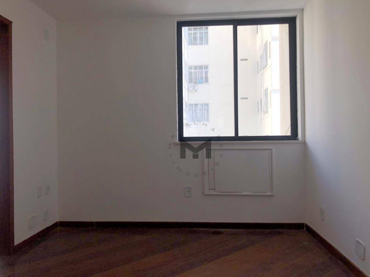 Apartamento à venda com 3 quartos, 130m² - Foto 15