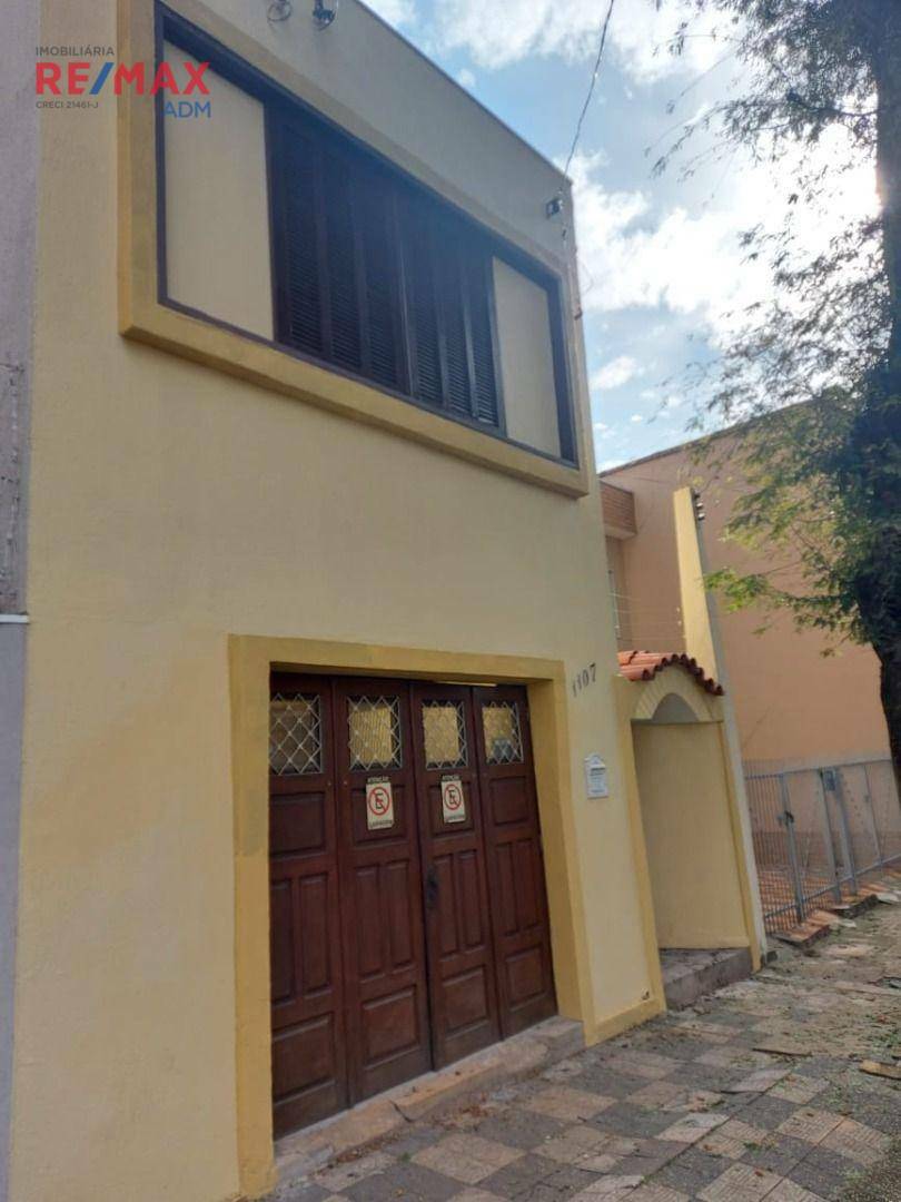 Casa à venda com 2 quartos, 138m² - Foto 1