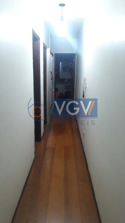 Casa à venda com 3 quartos, 180m² - Foto 13