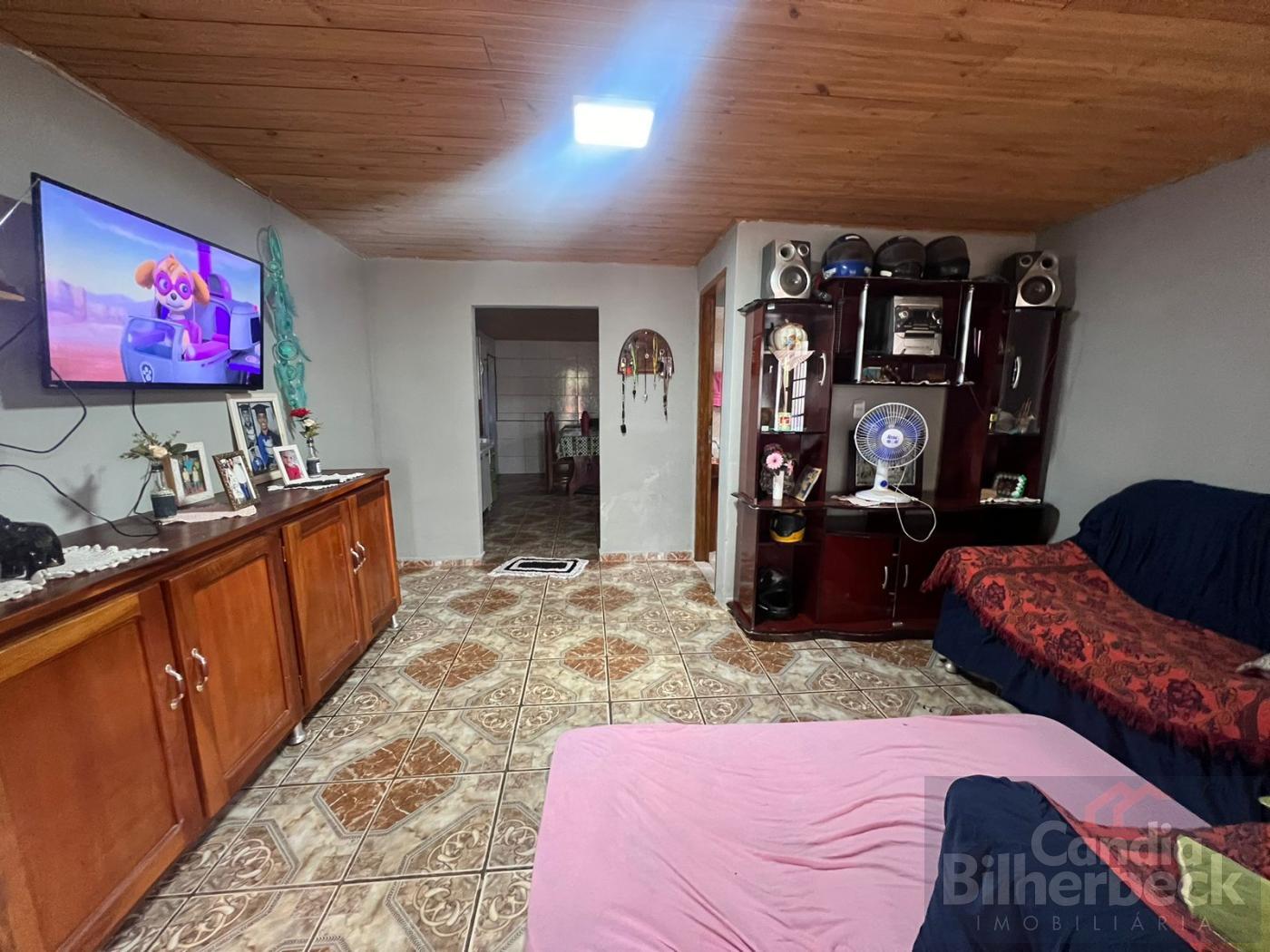 Casa à venda com 4 quartos, 200m² - Foto 4