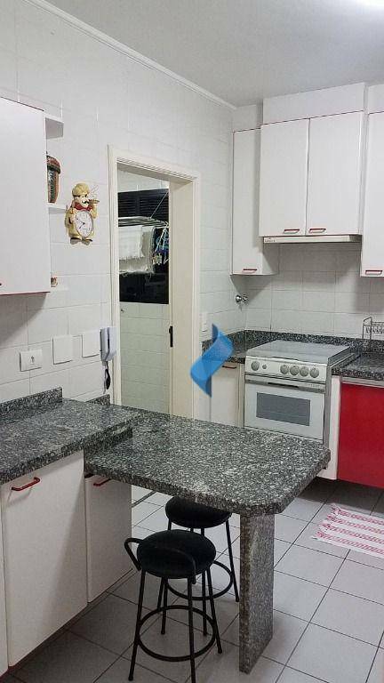 Apartamento à venda com 3 quartos, 140m² - Foto 14