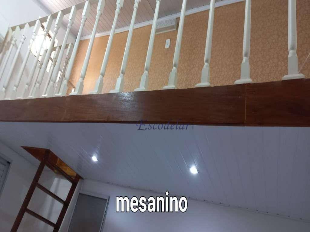 Sobrado à venda com 3 quartos, 200m² - Foto 1