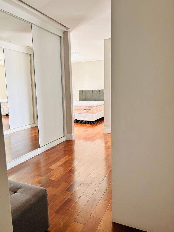 Apartamento à venda com 3 quartos, 190m² - Foto 18