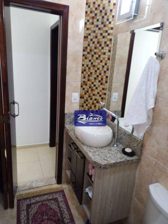 Sobrado à venda com 3 quartos, 220m² - Foto 34