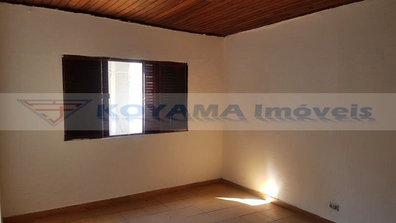 Casa para alugar com 3 quartos, 70m² - Foto 33