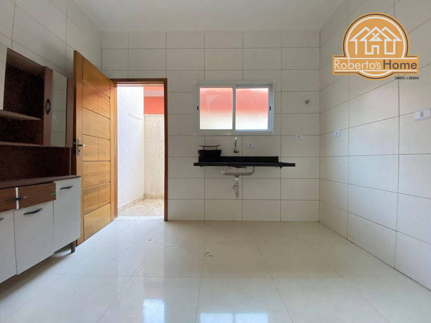 Casa à venda com 2 quartos, 52m² - Foto 1