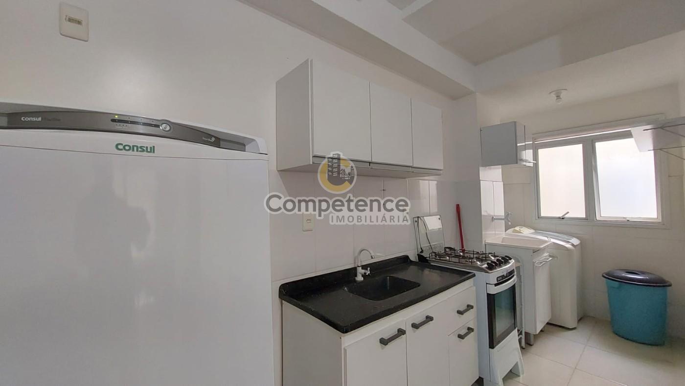 Apartamento à venda com 2 quartos, 65m² - Foto 2