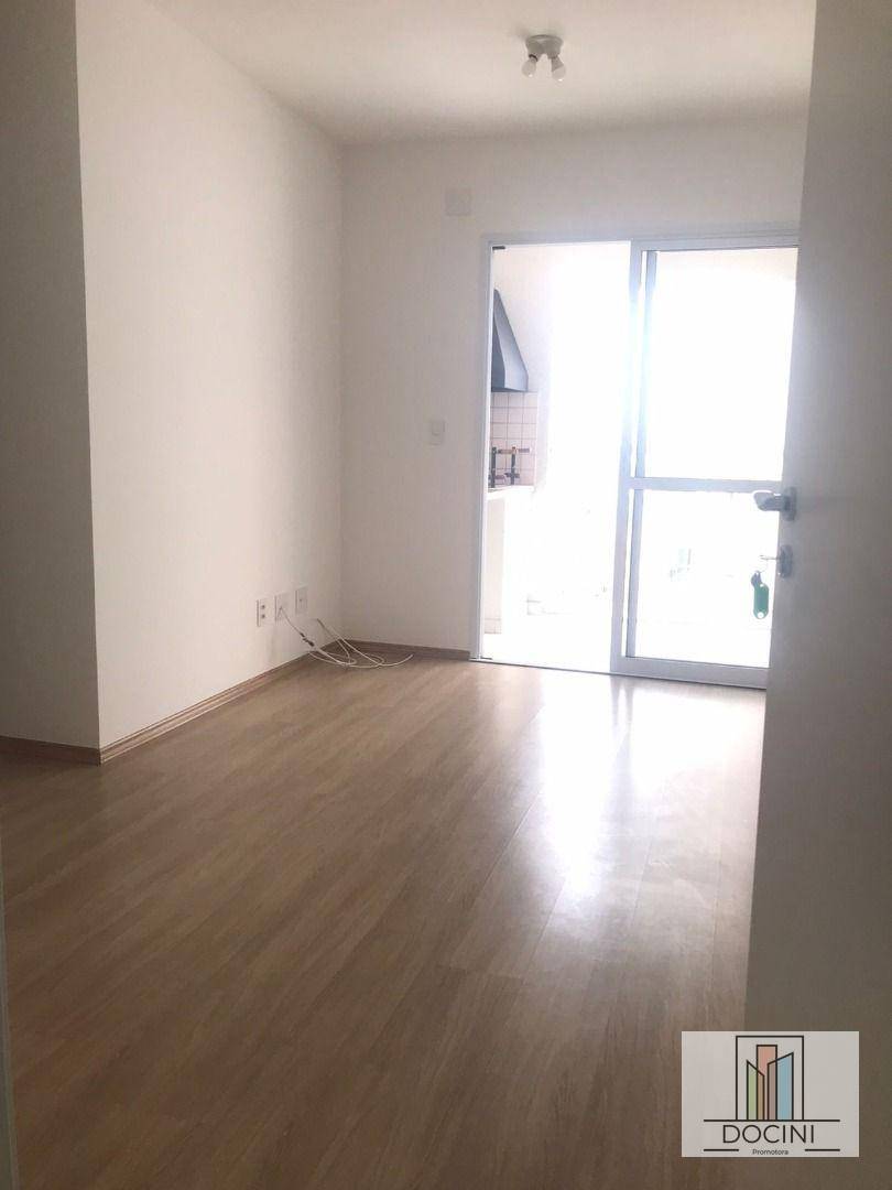 Apartamento à venda com 2 quartos, 61m² - Foto 5