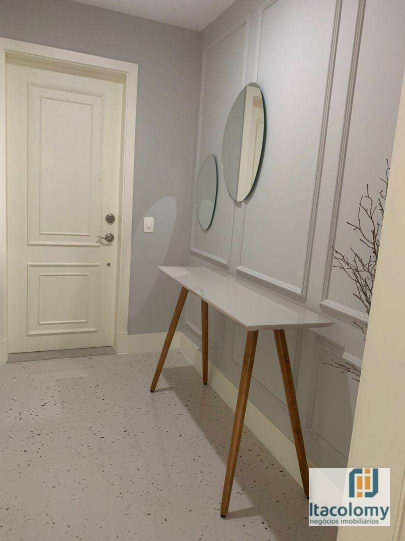 Apartamento à venda com 3 quartos, 202m² - Foto 14