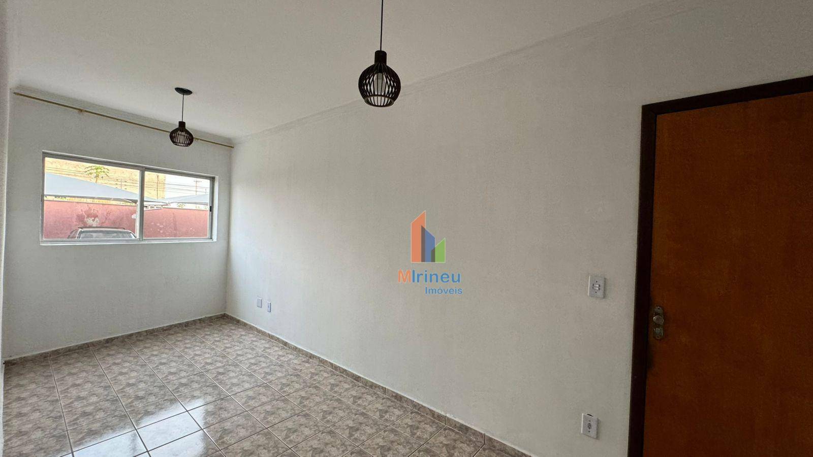 Apartamento para alugar com 2 quartos, 58m² - Foto 1