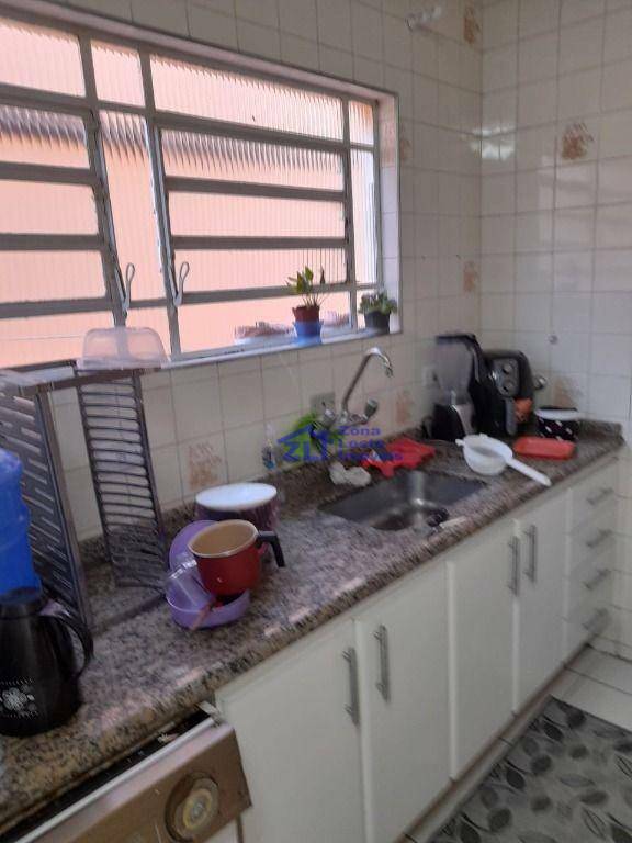 Sobrado à venda com 3 quartos, 220m² - Foto 15