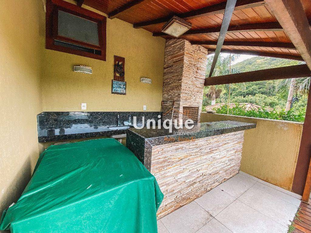 Casa de Condomínio à venda com 5 quartos, 260m² - Foto 24