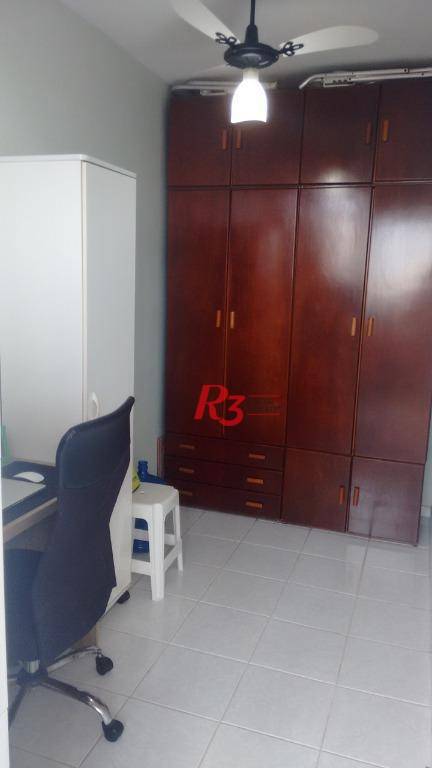 Apartamento à venda com 2 quartos, 75m² - Foto 20