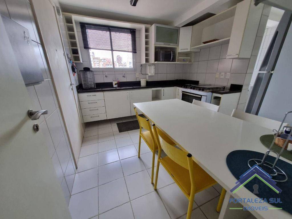 Apartamento à venda com 3 quartos, 145m² - Foto 26