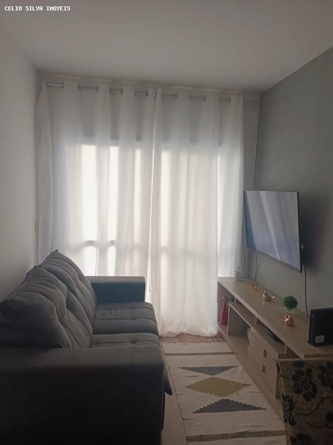 Apartamento à venda com 3 quartos, 67m² - Foto 2