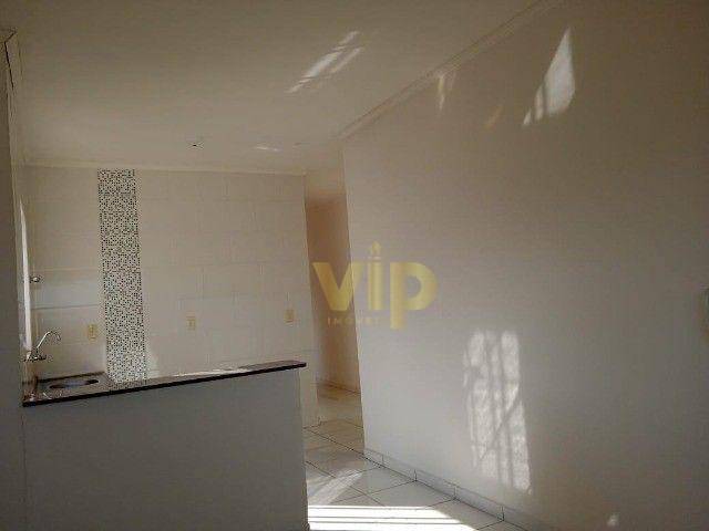 Apartamento à venda com 2 quartos, 70m² - Foto 4