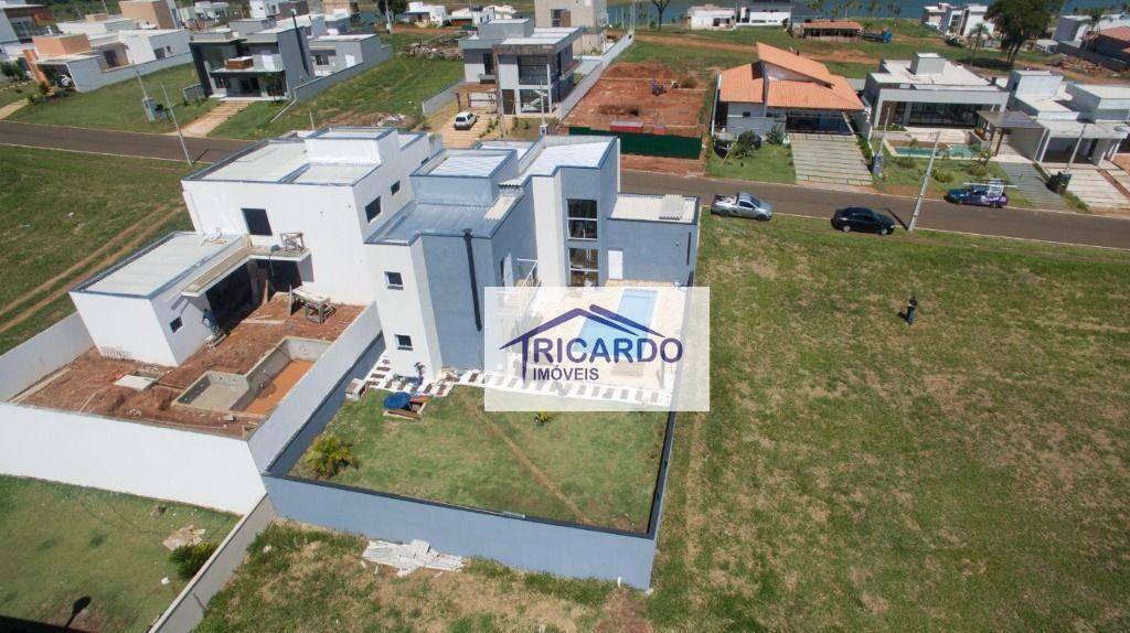 Sobrado à venda com 4 quartos, 160m² - Foto 4