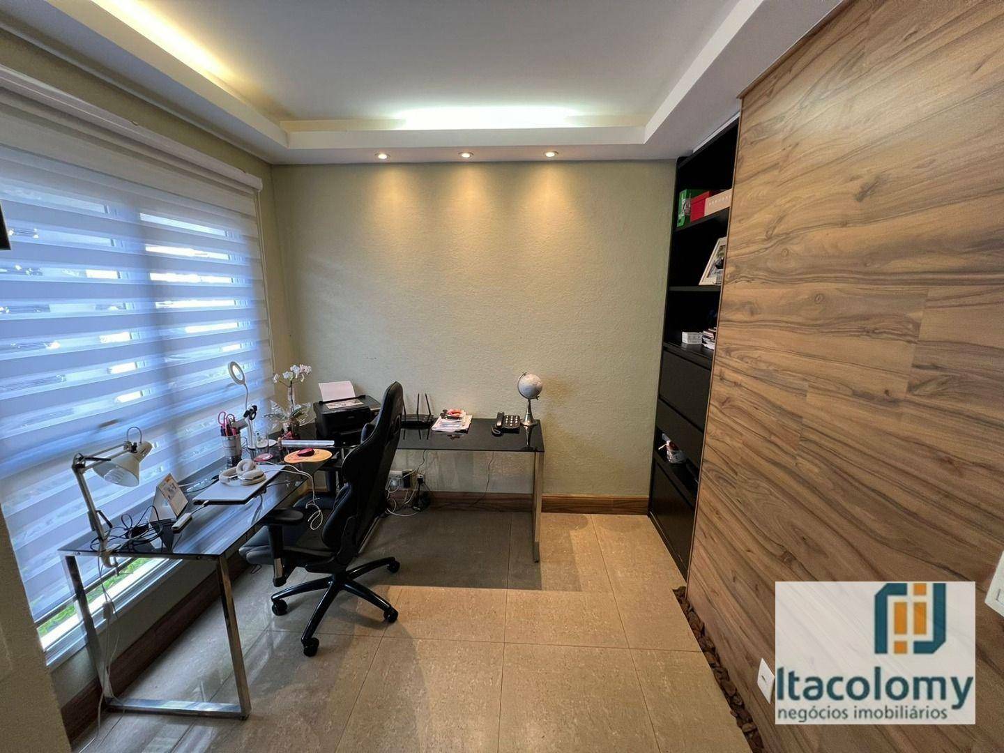 Casa de Condomínio à venda com 3 quartos, 236m² - Foto 5