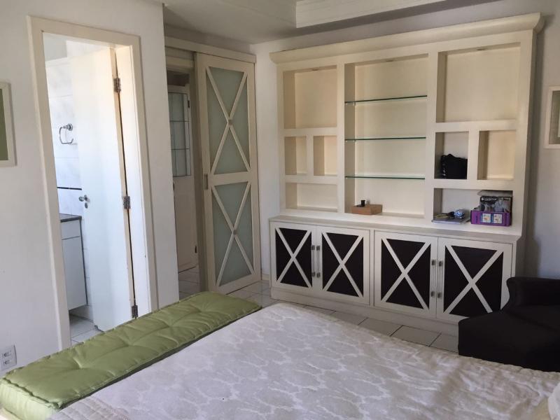 Apartamento à venda com 3 quartos, 139m² - Foto 5