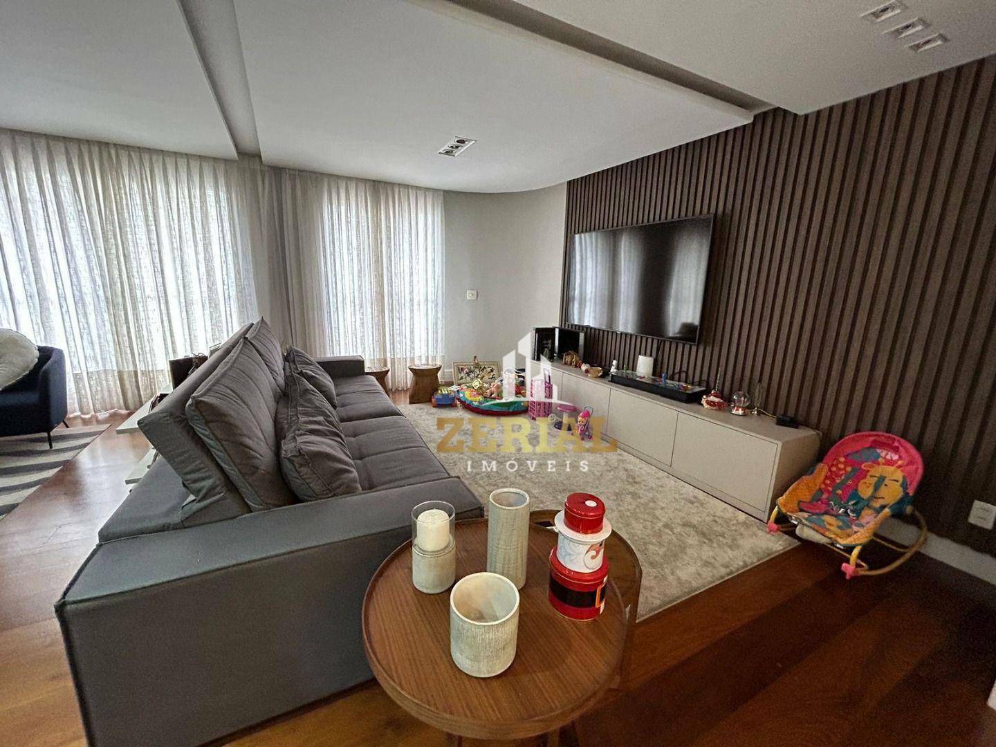 Apartamento à venda com 4 quartos, 207m² - Foto 1