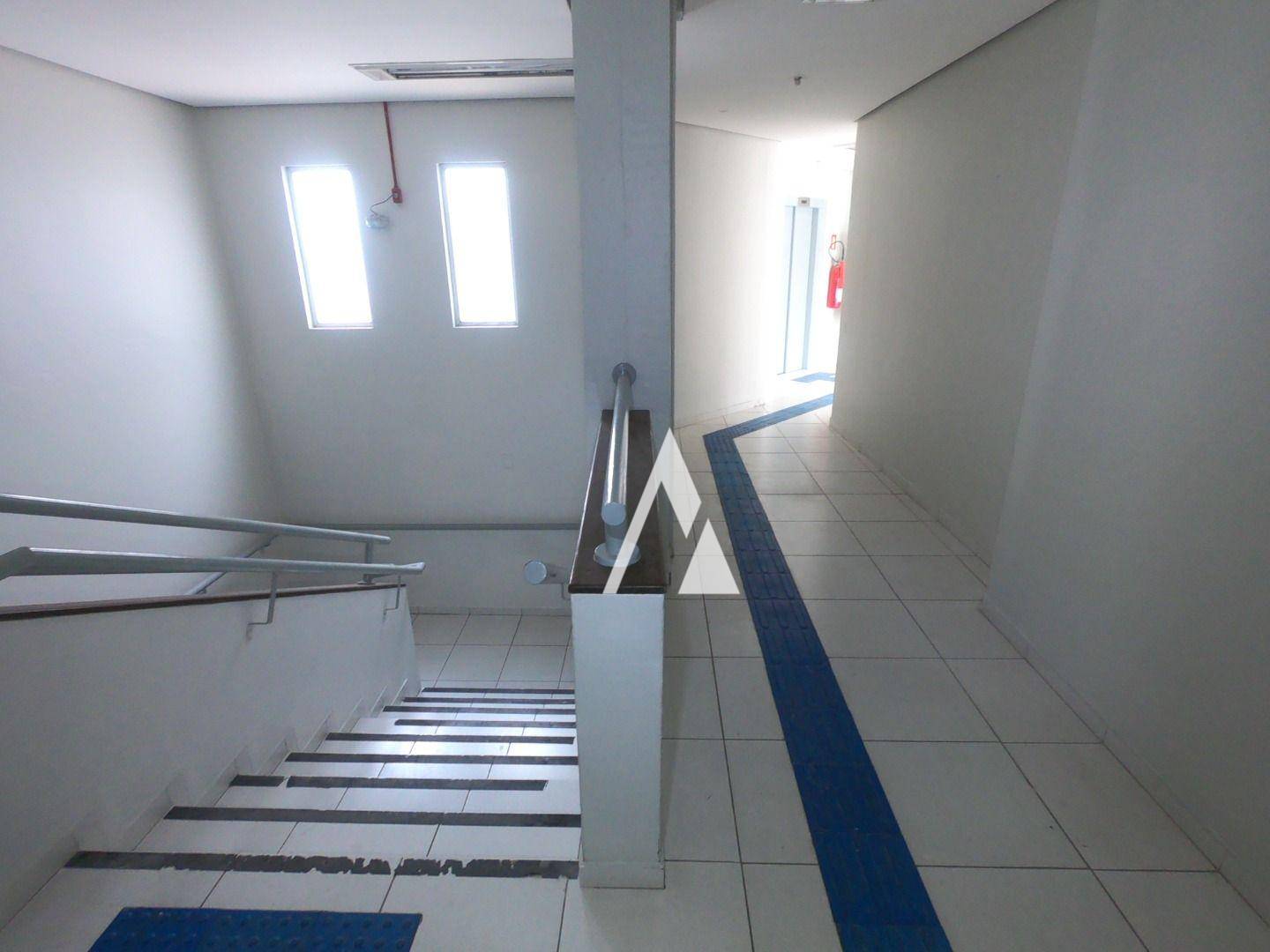 Prédio Inteiro para alugar, 900m² - Foto 11