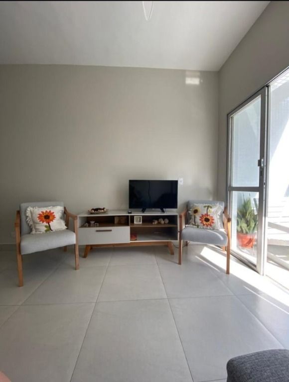 Apartamento à venda com 3 quartos, 81m² - Foto 1