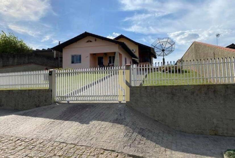 Casa de Condomínio à venda com 7 quartos, 396m² - Foto 2