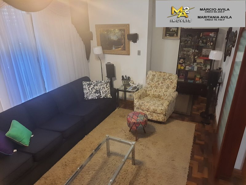 Casa à venda com 4 quartos, 300m² - Foto 2