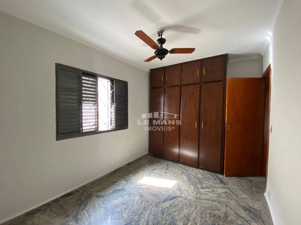 Casa para alugar com 2 quartos, 80m² - Foto 6