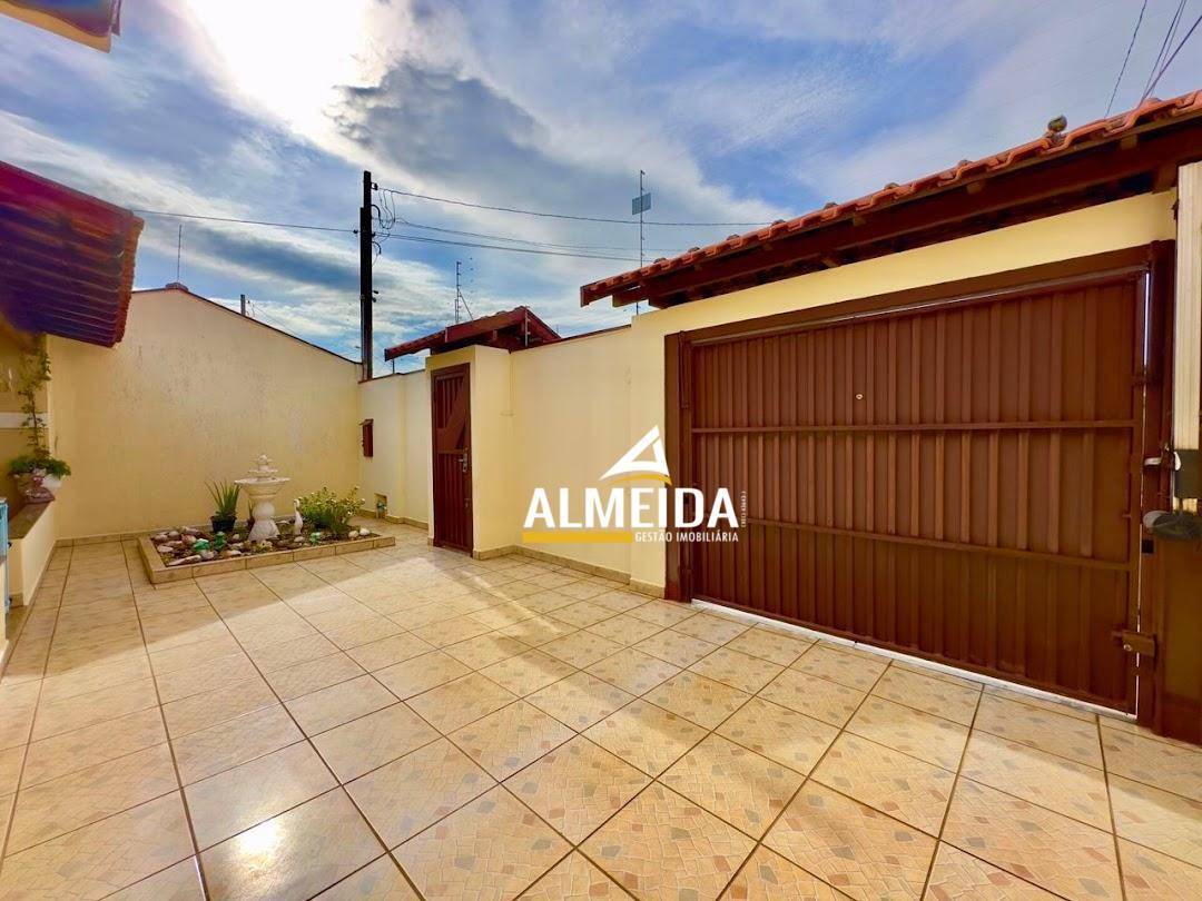 Casa, 3 quartos, 219 m² - Foto 3