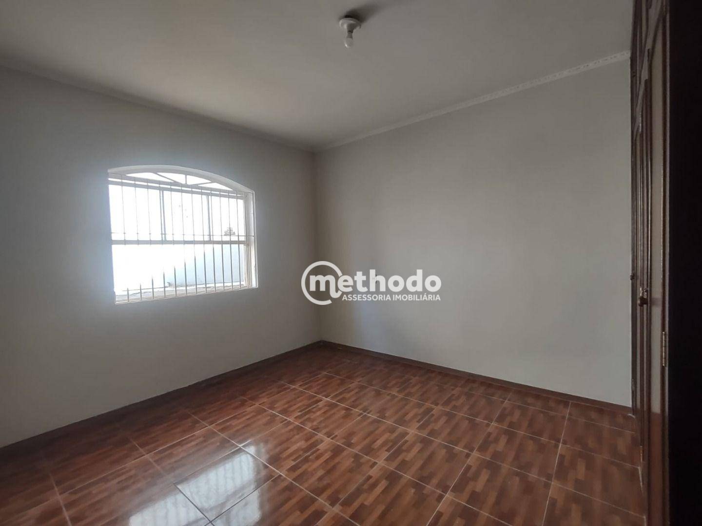 Casa à venda com 4 quartos, 236m² - Foto 12