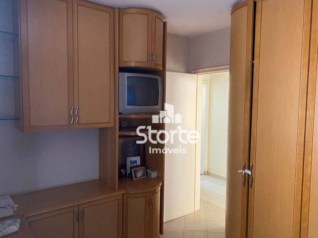 Apartamento à venda com 3 quartos, 110m² - Foto 15