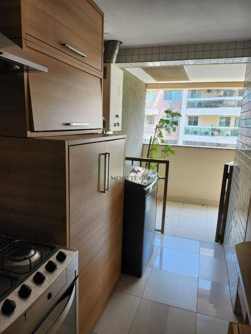 Apartamento para alugar com 2 quartos, 72m² - Foto 9