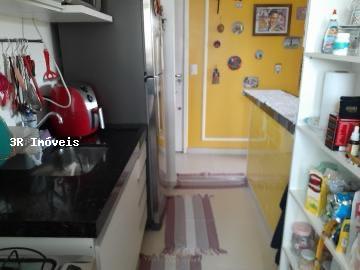 Apartamento à venda com 2 quartos, 55m² - Foto 3