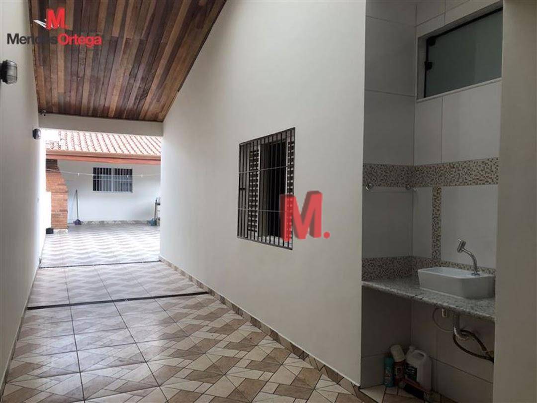 Casa à venda com 2 quartos, 161m² - Foto 31