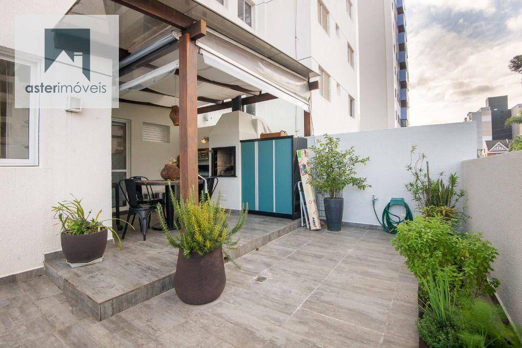 Apartamento para alugar com 2 quartos, 62m² - Foto 37