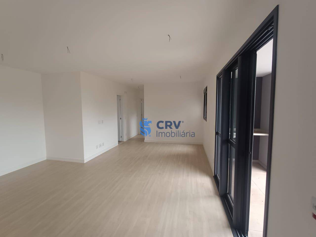 Apartamento à venda com 2 quartos, 84m² - Foto 3