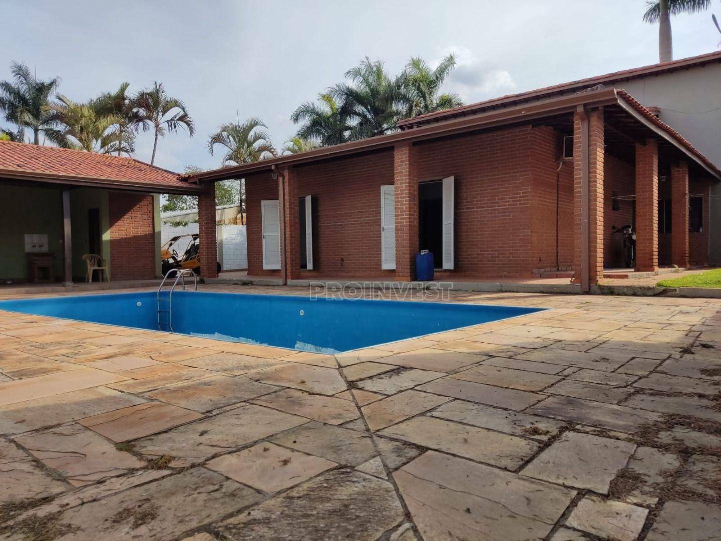 Casa de Condomínio à venda com 4 quartos, 256m² - Foto 2