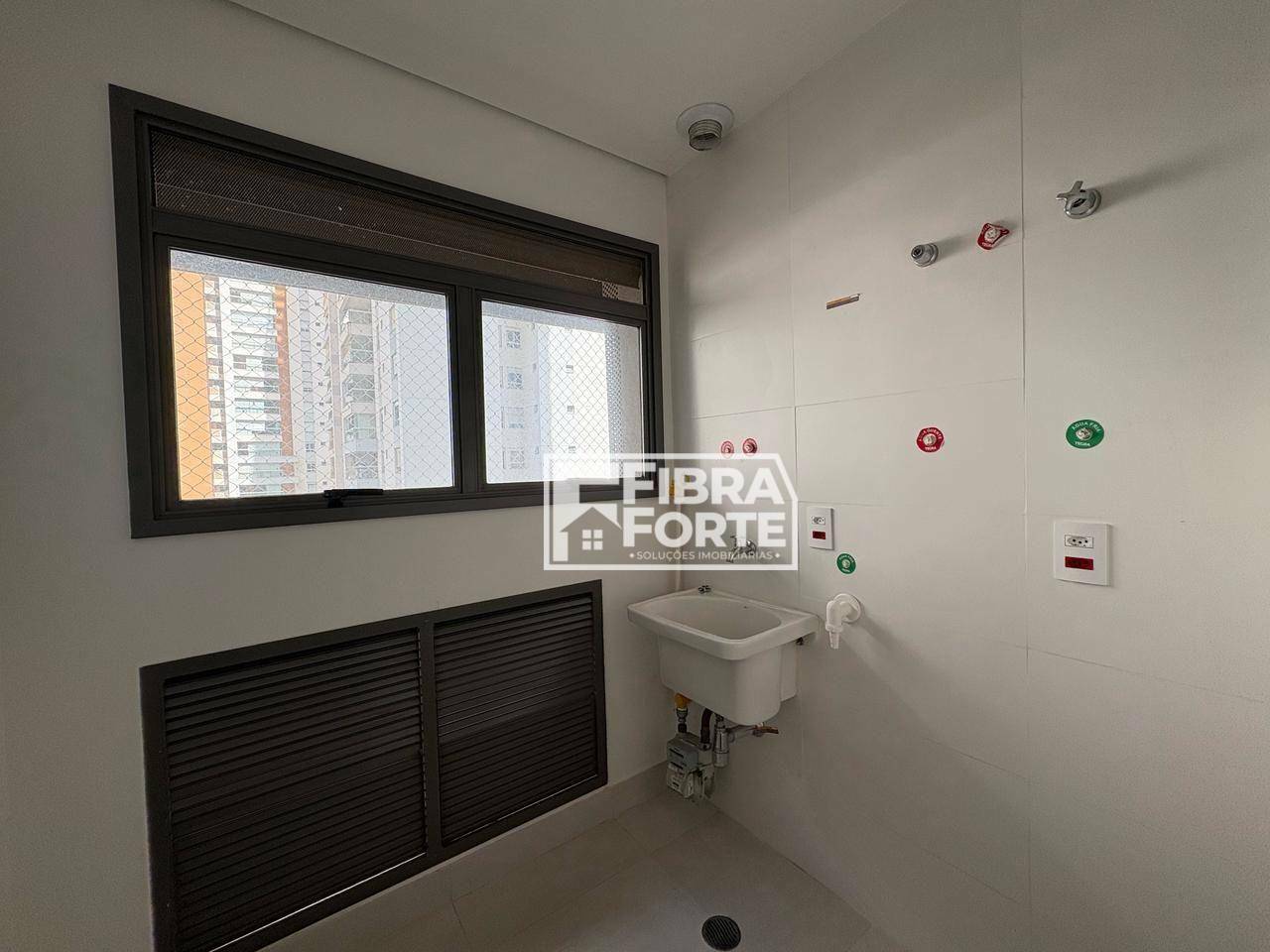 Apartamento à venda com 3 quartos, 125m² - Foto 18