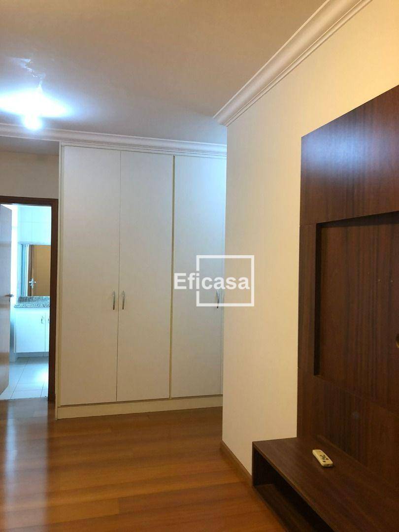 Apartamento à venda com 3 quartos, 165m² - Foto 18