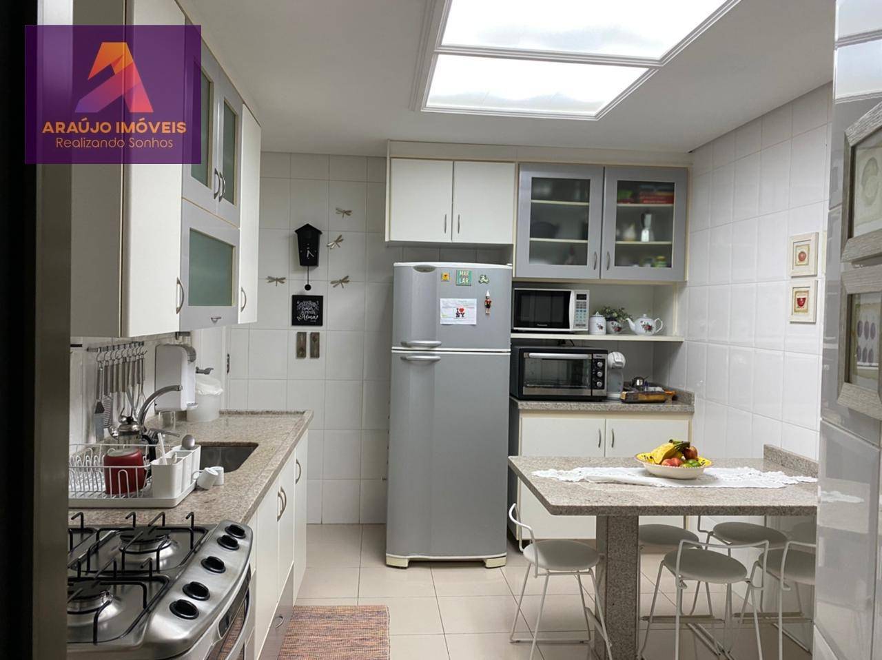 Apartamento à venda com 3 quartos, 150m² - Foto 10