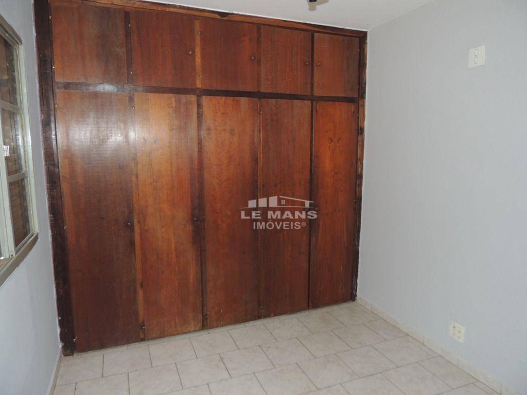 Casa à venda com 2 quartos, 86m² - Foto 9