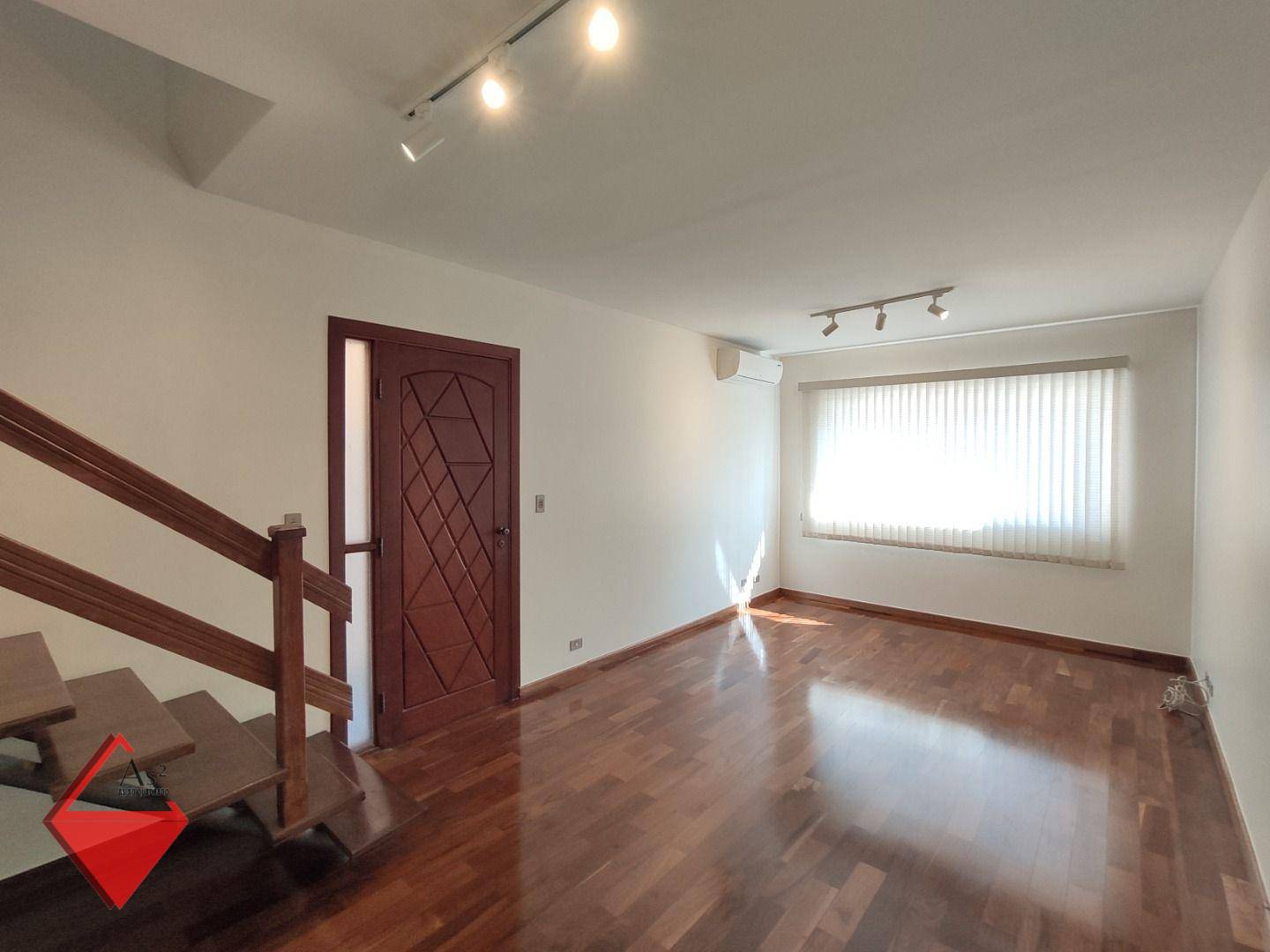 Casa à venda com 3 quartos, 169m² - Foto 6