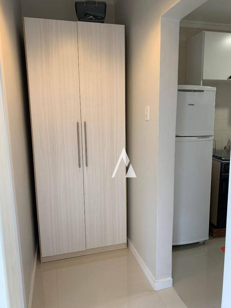 Apartamento à venda com 1 quarto, 54m² - Foto 13