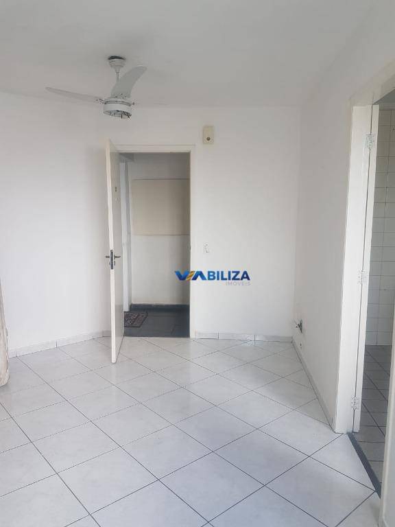 Apartamento à venda com 2 quartos, 46m² - Foto 13