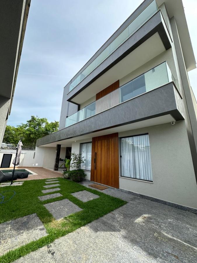 Casa de Condomínio à venda com 4 quartos, 286m² - Foto 2