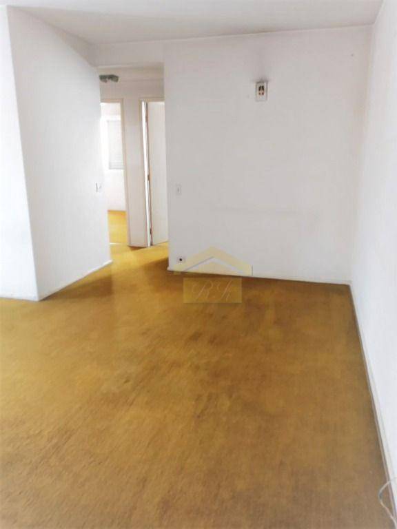 Apartamento à venda com 2 quartos, 82m² - Foto 3