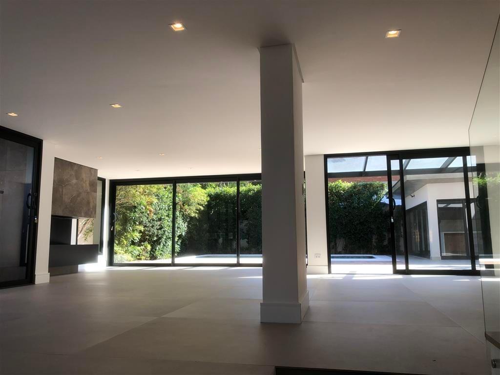 Sobrado para alugar com 5 quartos, 485m² - Foto 4
