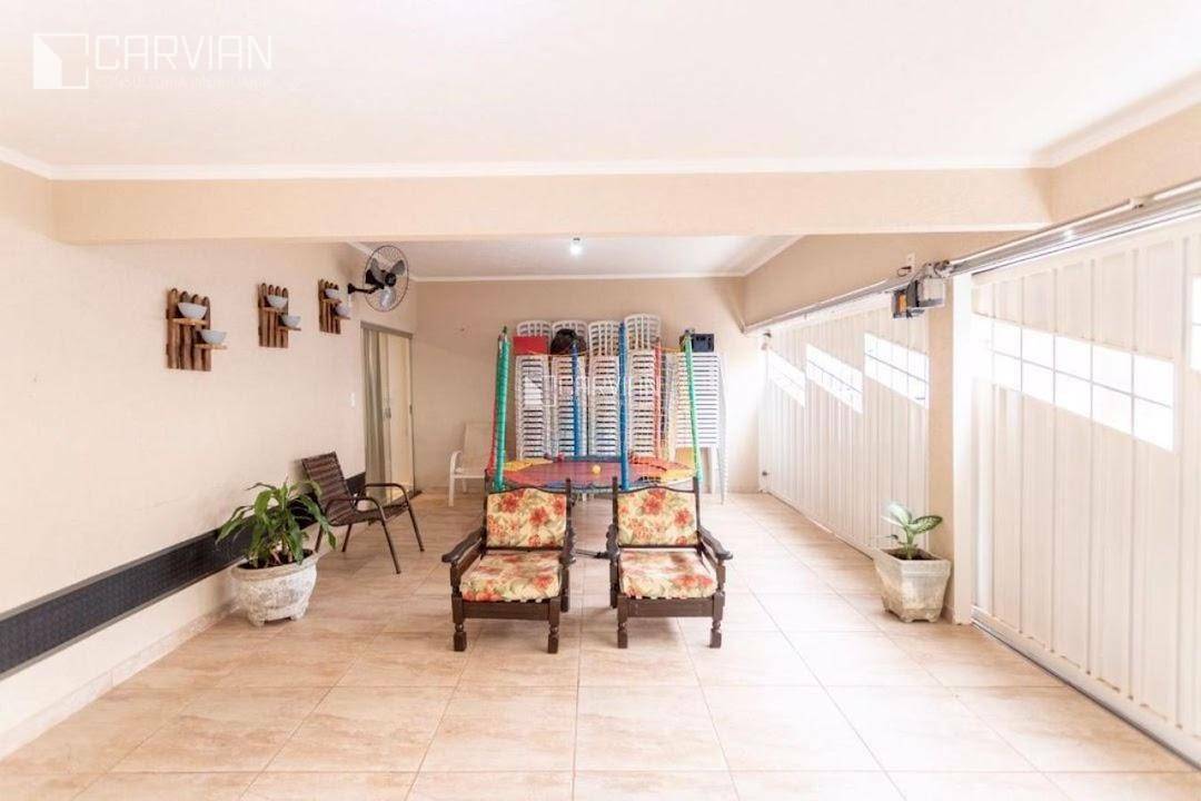 Casa à venda com 4 quartos, 155m² - Foto 42